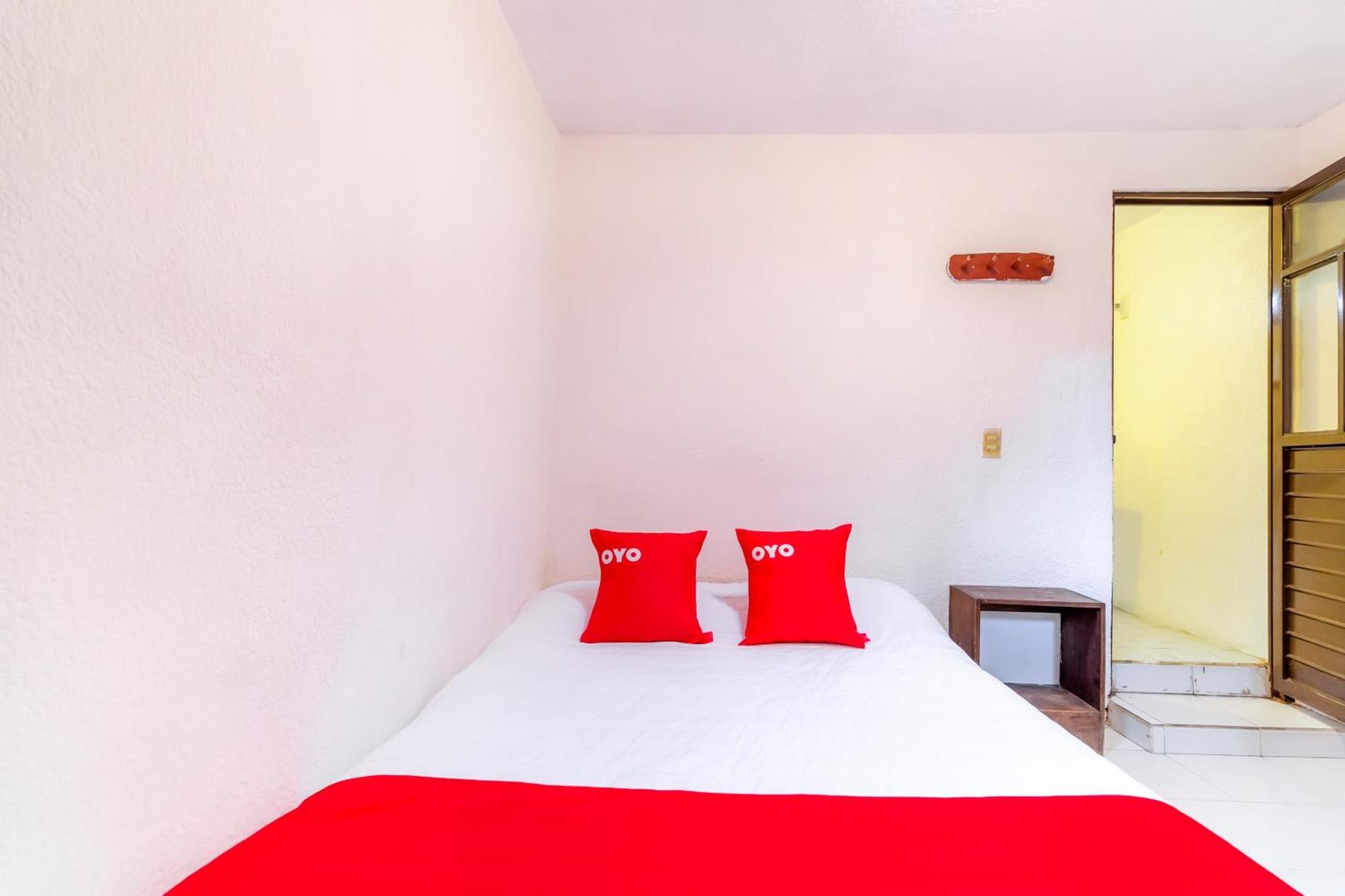 Oyo Hotel La Luna, Templo De Santo Domingo De Guzman San Cristóbal de Las Casas Εξωτερικό φωτογραφία