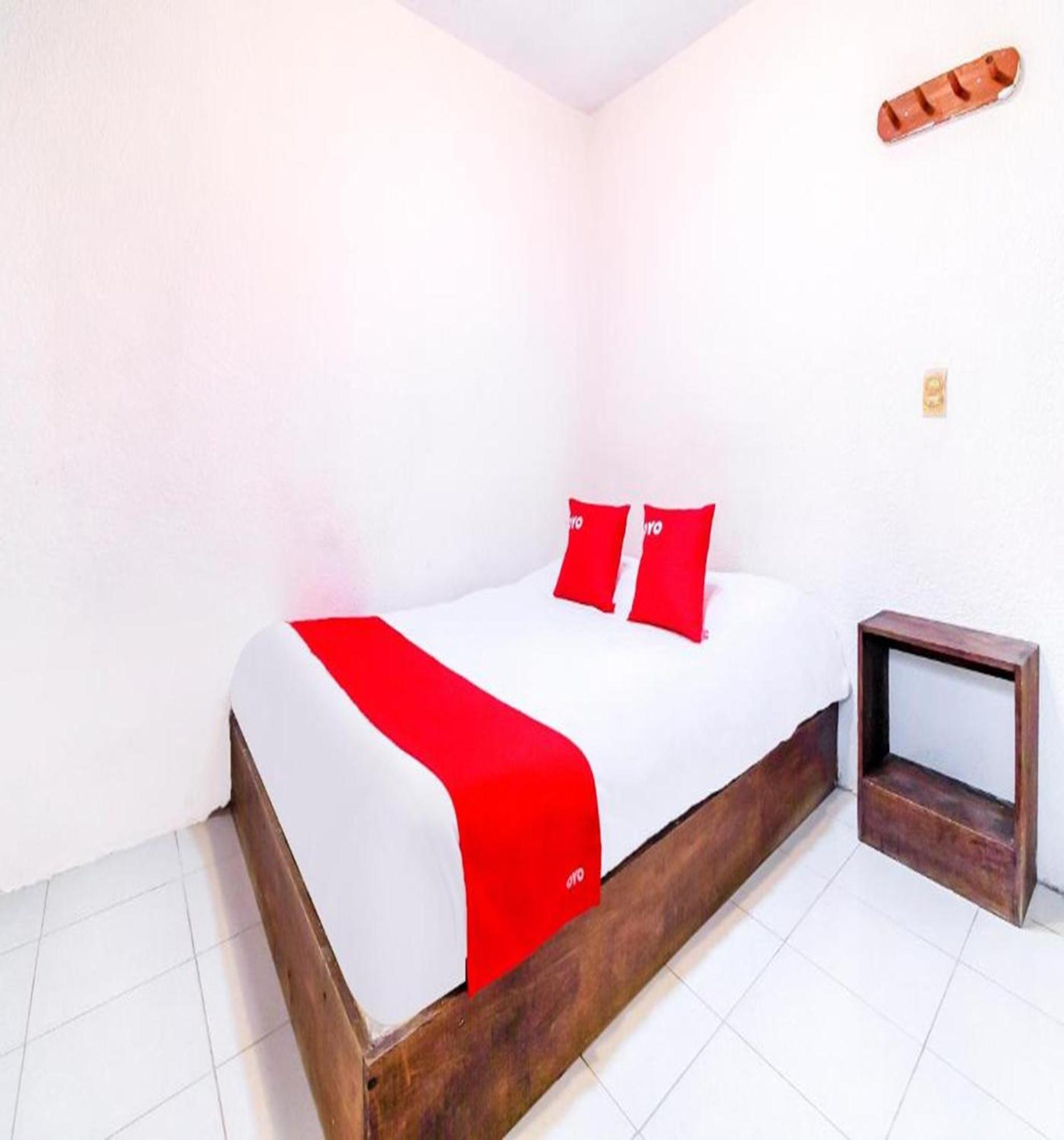 Oyo Hotel La Luna, Templo De Santo Domingo De Guzman San Cristóbal de Las Casas Εξωτερικό φωτογραφία